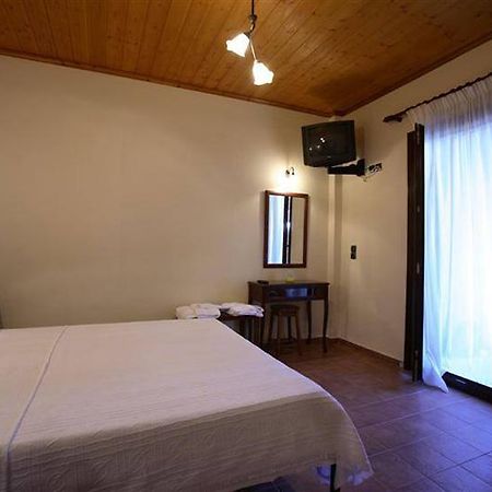 Mirsinia Apartments - Skopelos Loutraki  Extérieur photo