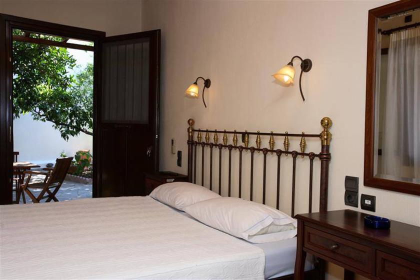 Mirsinia Apartments - Skopelos Loutraki  Extérieur photo