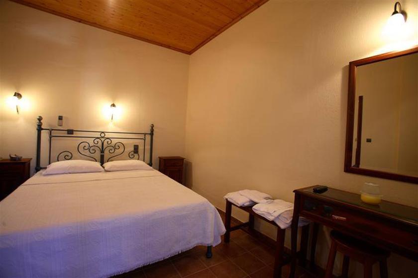 Mirsinia Apartments - Skopelos Loutraki  Extérieur photo
